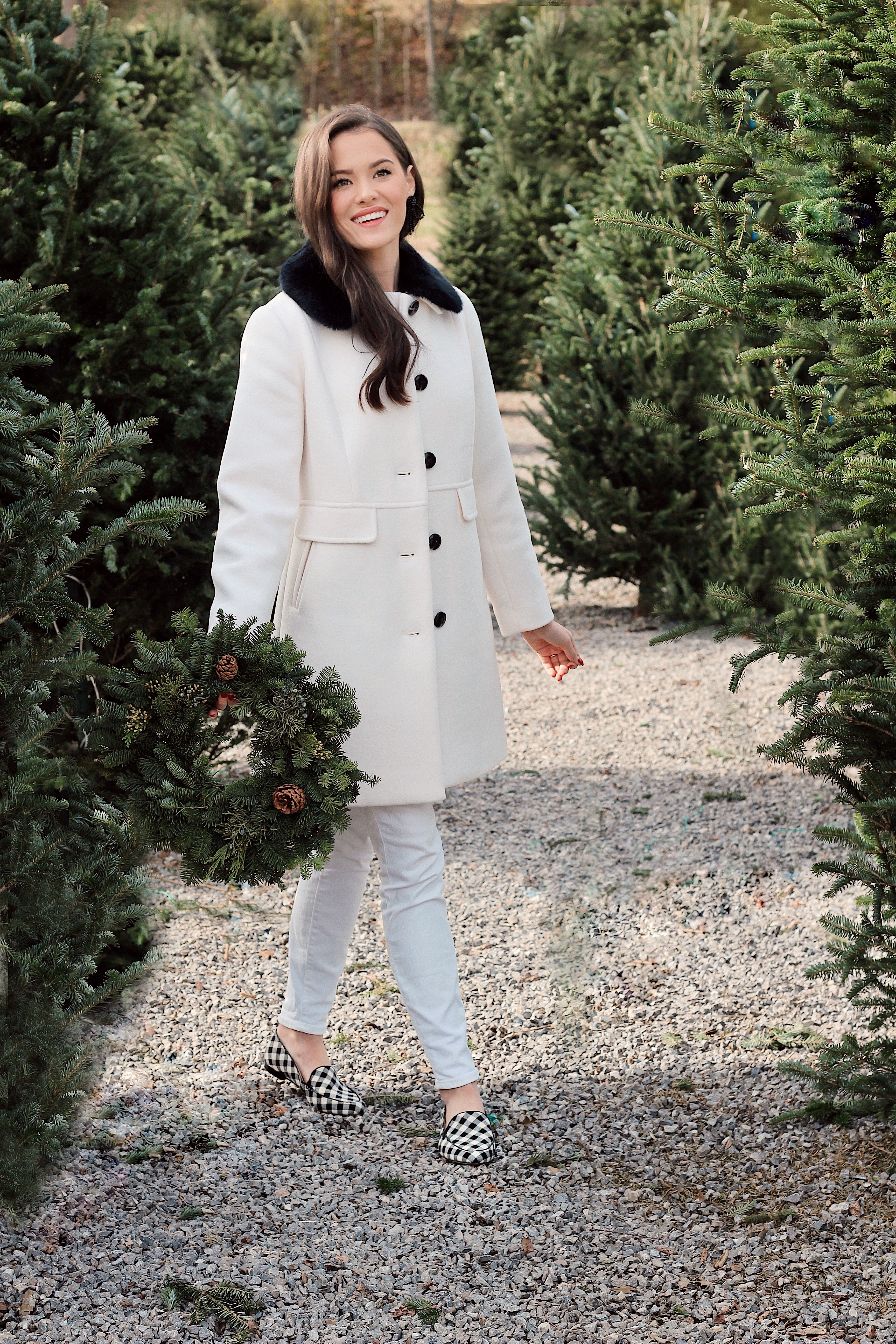 how to wear winter white