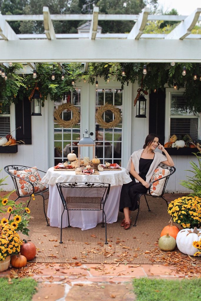 5 Tips for Creating a Cozy Fall Tablescape | Musings by Madison - Home Decor Blogger