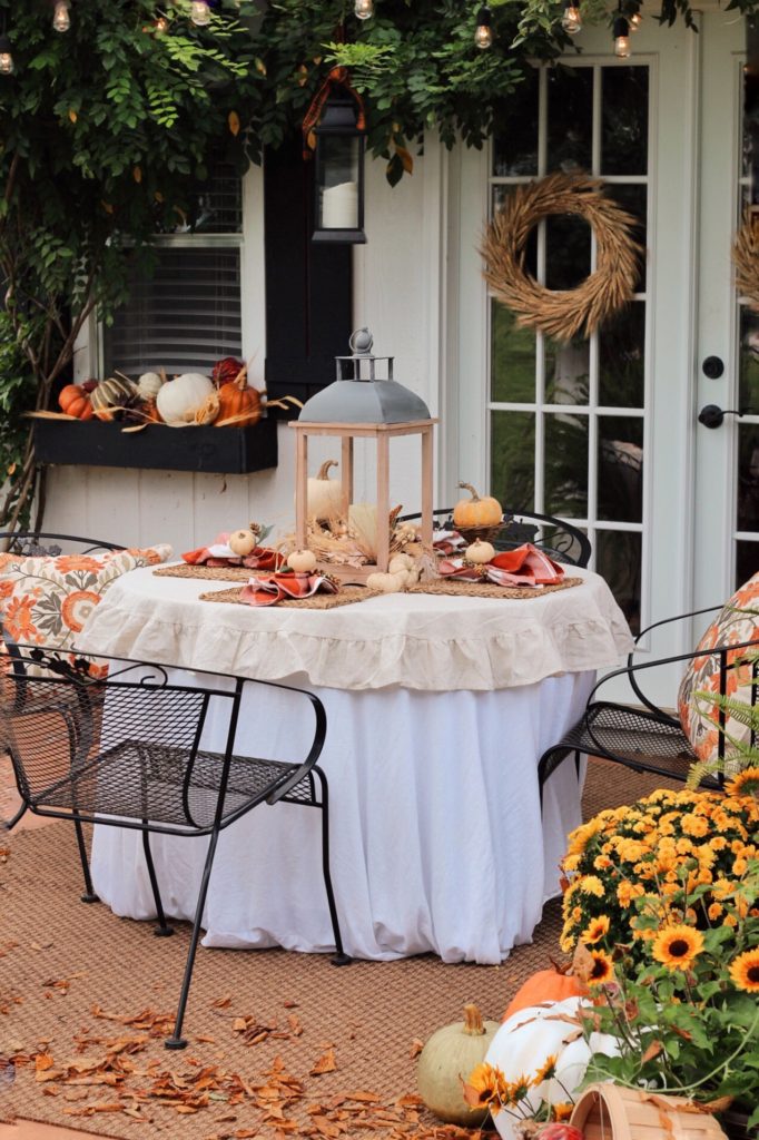 5 Tips for Creating a Cozy Fall Tablescape | Musings by Madison - Home Decor Blogger